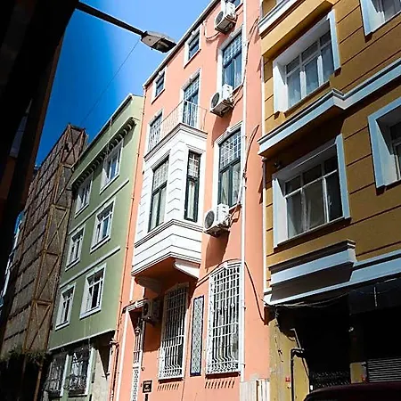 Le Antique 1892 Hotel